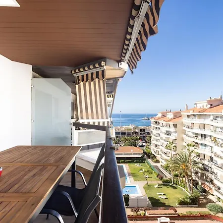 Spectacular Sea View Penthouse Apartment *