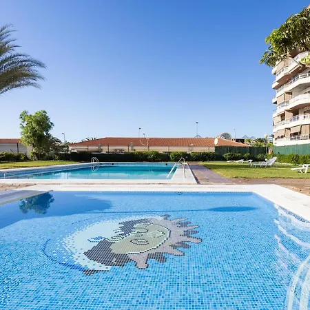 Spectacular Sea View Penthouse Apartment *